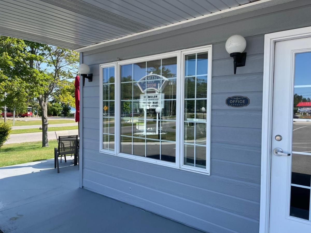 Lighthouse View Motel Mackinaw Stadt Exterior foto