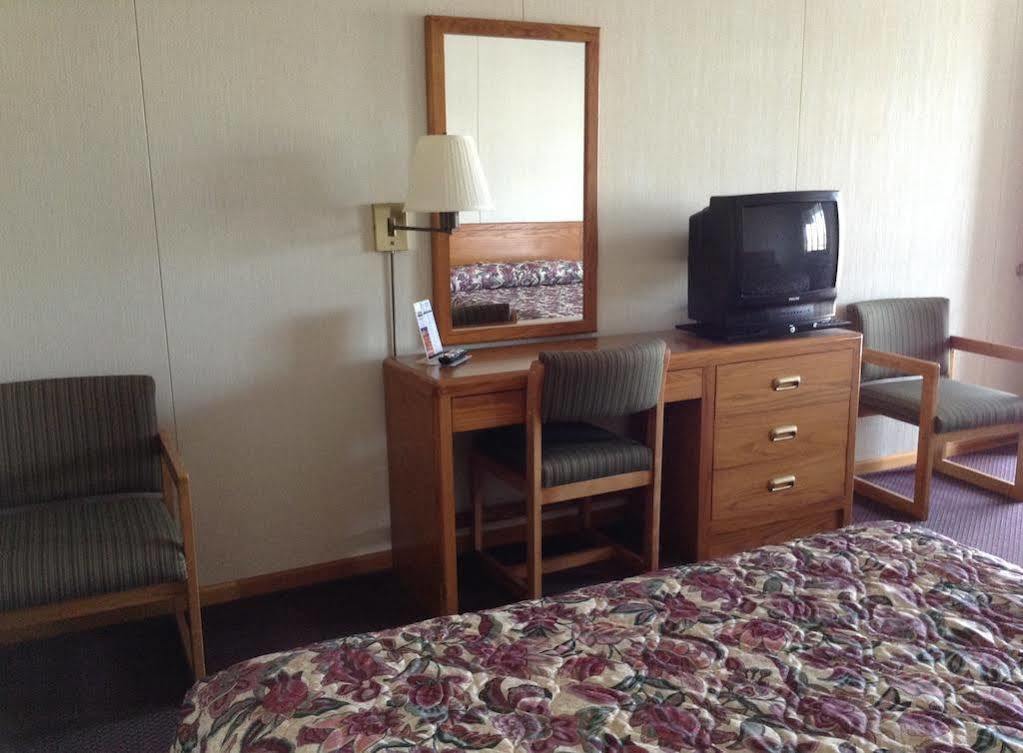 Lighthouse View Motel Mackinaw Stadt Exterior foto